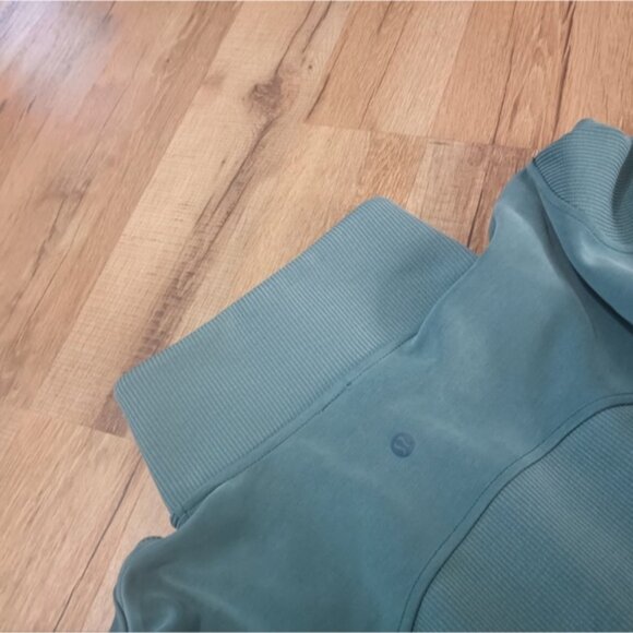 Lululemon Top - Picture 9 of 9